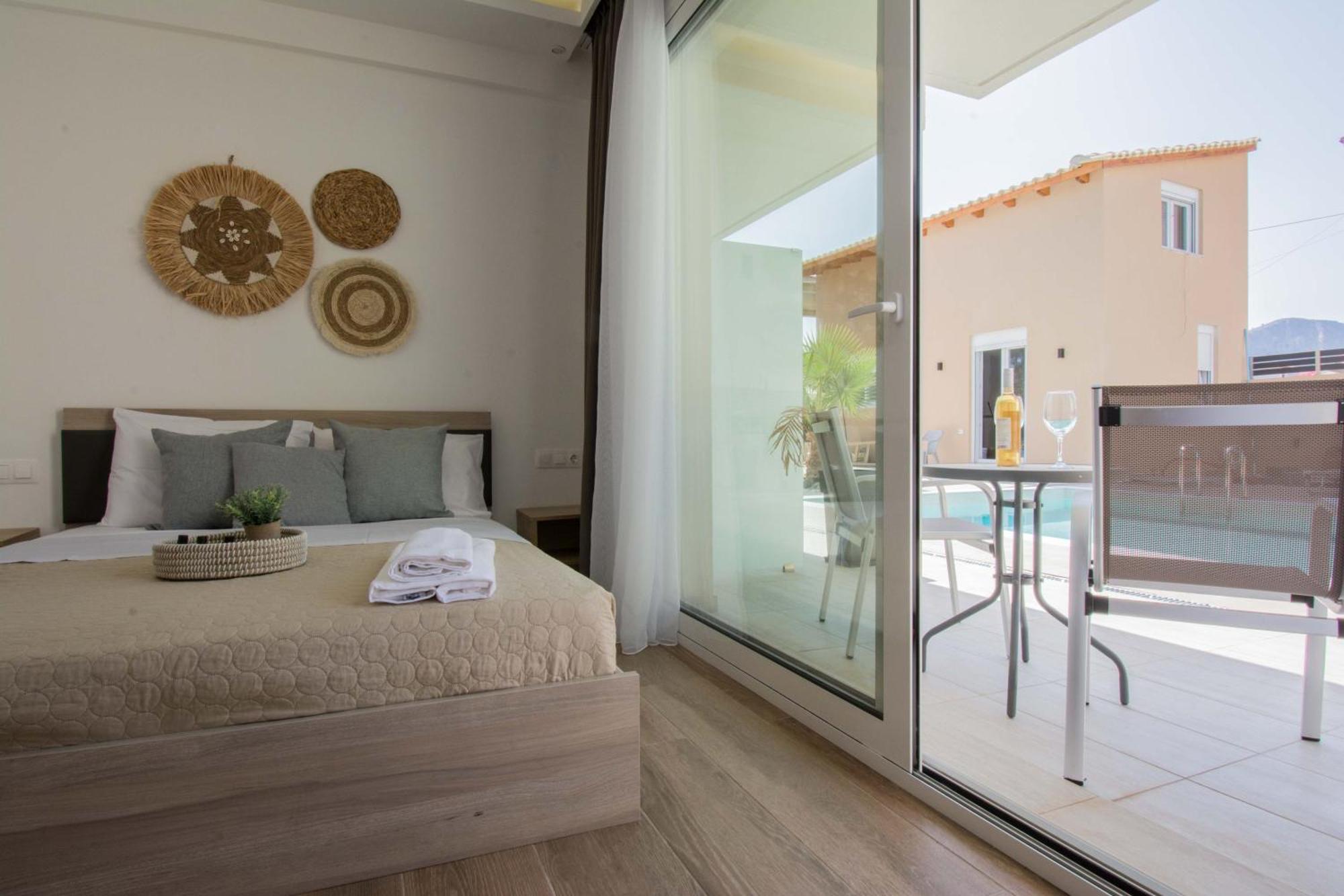Michalianna Suites "By Checkin" Gouves Extérieur photo